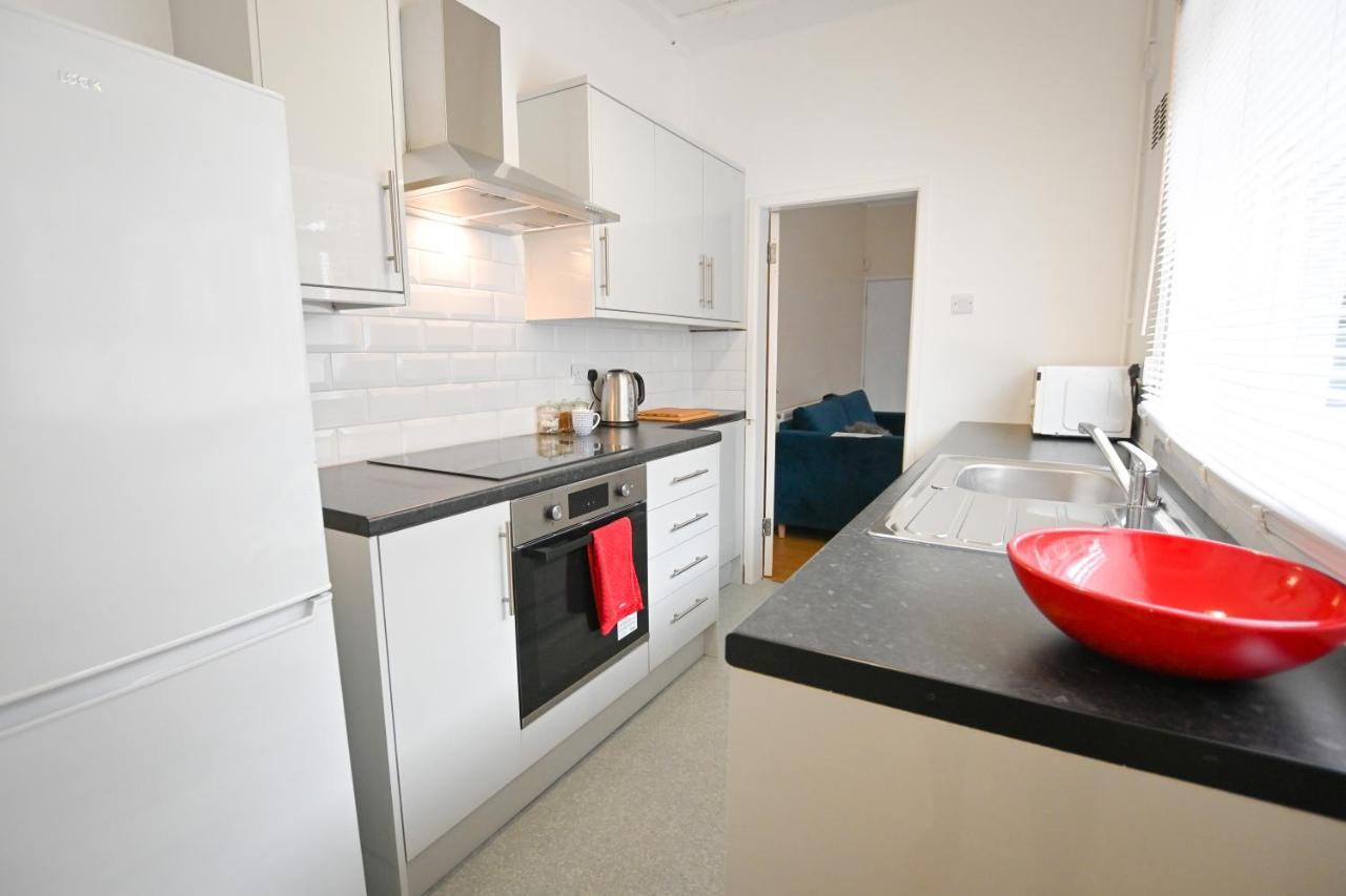 Clarice House By Yourstays, 3 Bedroom House By University Of Staffordshire Stoke-on-Trent Екстериор снимка
