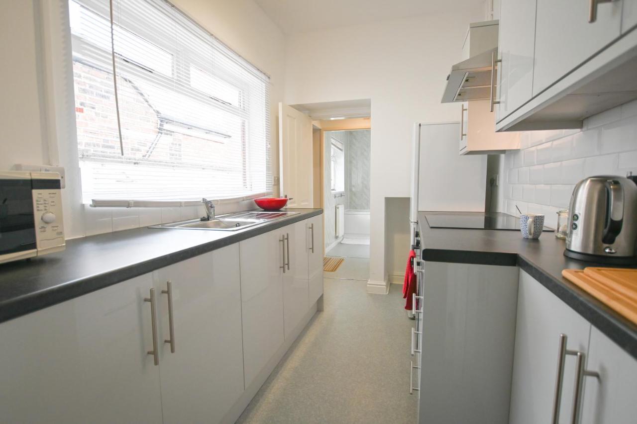 Clarice House By Yourstays, 3 Bedroom House By University Of Staffordshire Stoke-on-Trent Екстериор снимка