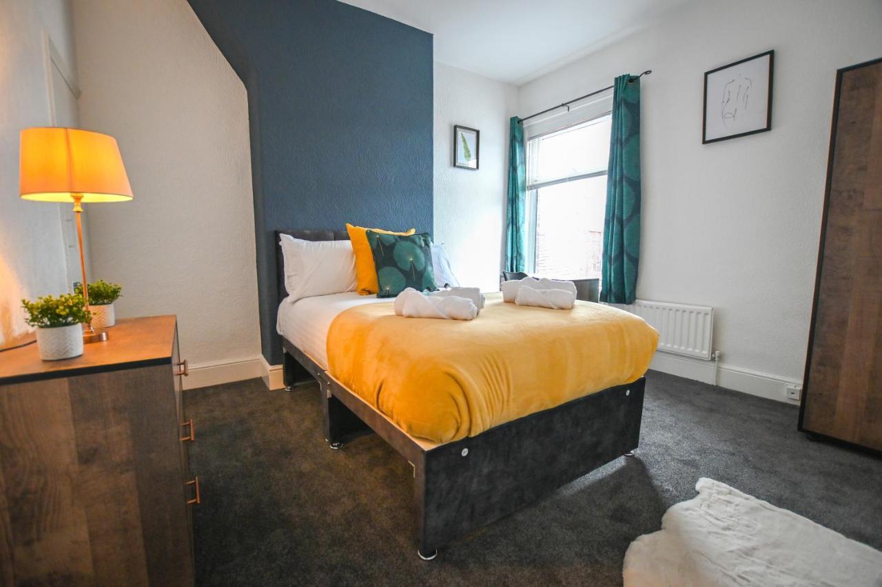 Clarice House By Yourstays, 3 Bedroom House By University Of Staffordshire Stoke-on-Trent Екстериор снимка