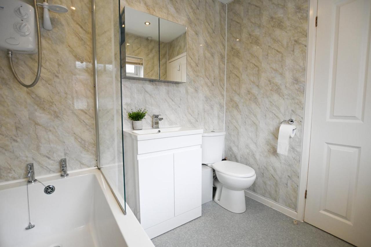 Clarice House By Yourstays, 3 Bedroom House By University Of Staffordshire Stoke-on-Trent Екстериор снимка