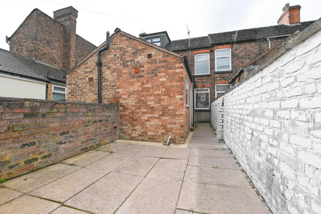 Clarice House By Yourstays, 3 Bedroom House By University Of Staffordshire Stoke-on-Trent Екстериор снимка